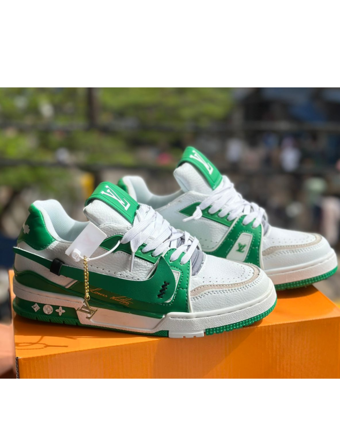  LOUIS VUITTON LV Trainers 